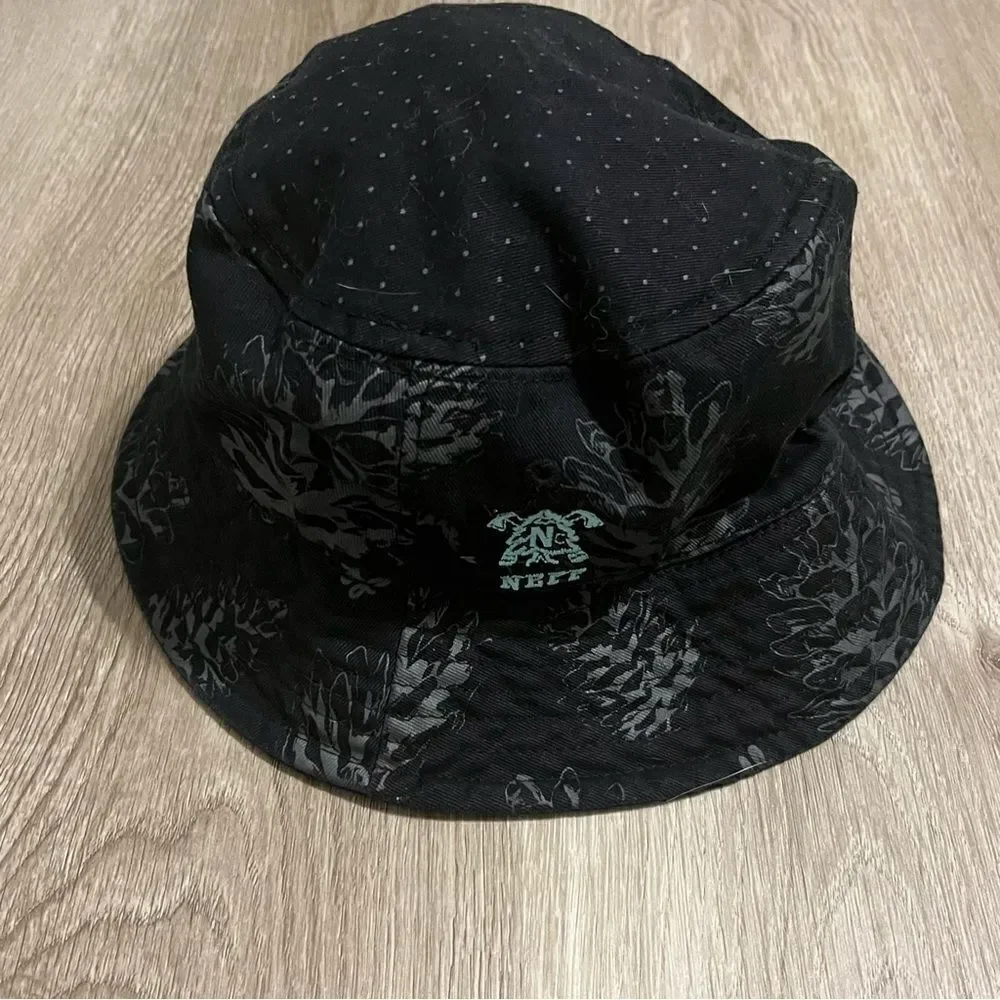 Neff Kid's Black Printed Bucket Hat